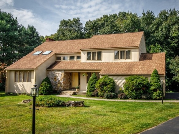 086 4 Edgewood Road Westborough