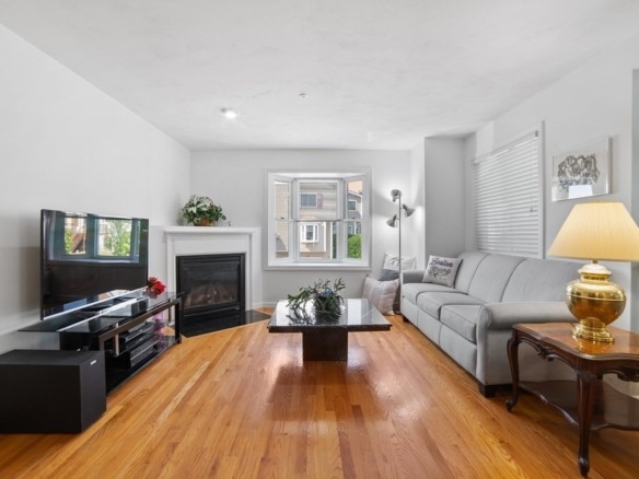 160 250 America Blvd Unit 250 Ashland